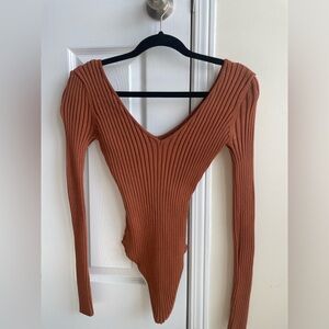 BNWOT Ribbed V-Neck Long Sleeve Bodysuit